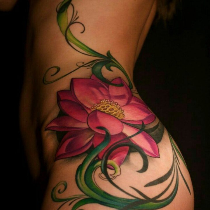 点击大图看下一张：彩色花朵纹身图案 唯美精致的一组彩色花朵纹身图案