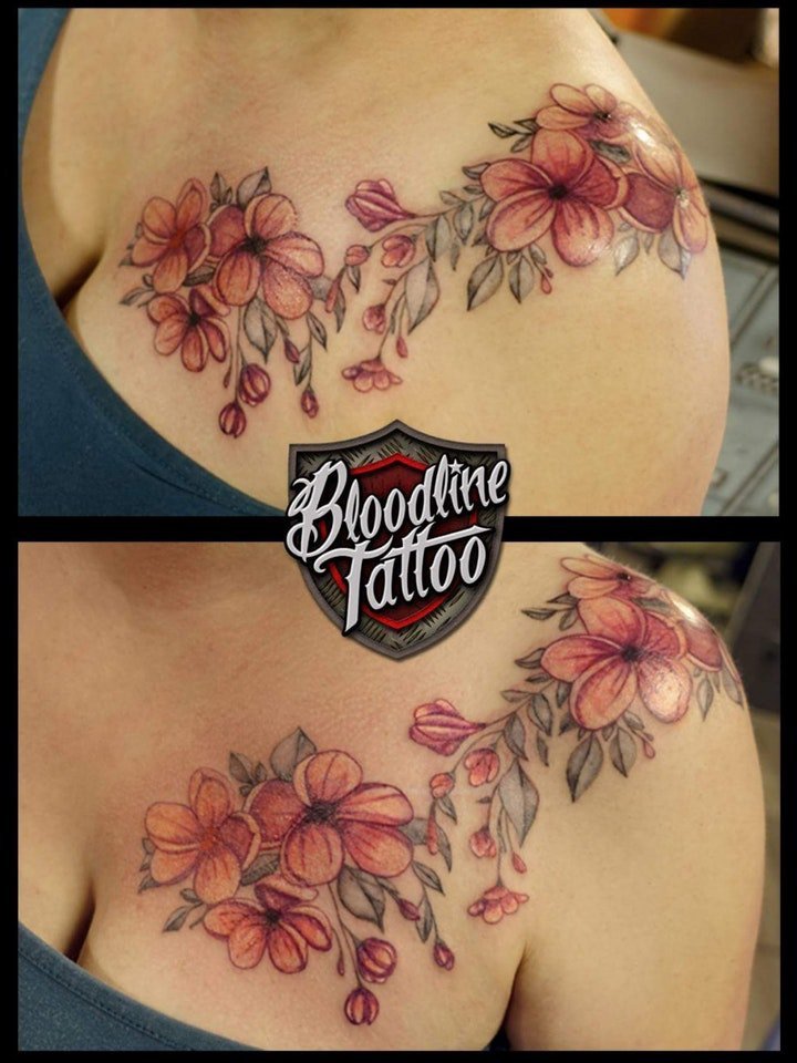 点击大图看下一张：花朵纹身图案 彩绘纹身不同姿态的花朵纹身图案