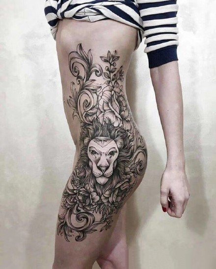 点击大图看下一张：性感大腿纹身 9张女性大腿部性感的纹身作品