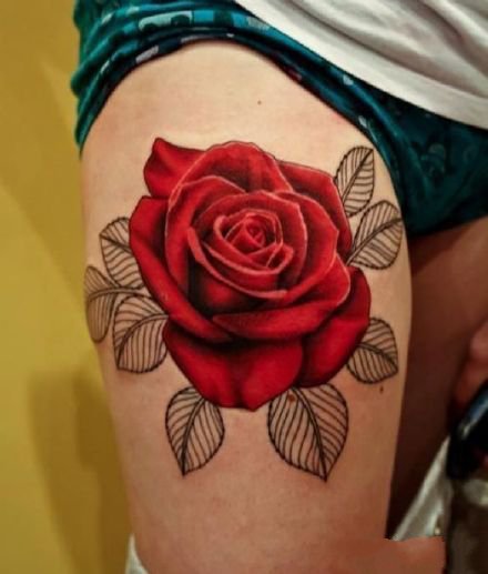 点击大图看下一张：纹身玫瑰花图片 9张漂亮的玫瑰花主题纹身图案