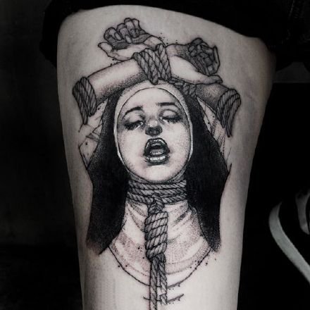 点击大图看下一张：暗黑主题的一组人物女郎纹身图案