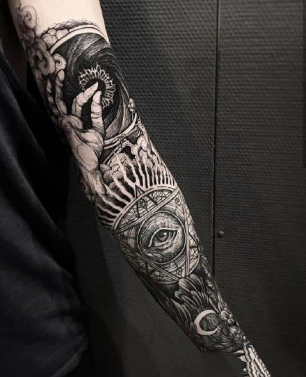 点击大图看下一张：小臂纹身图 包小臂的9张暗黑创意设计纹身图片