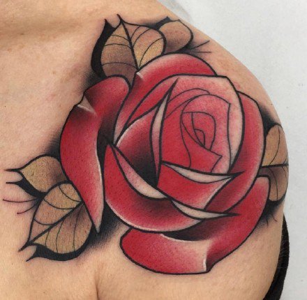 点击大图看下一张：红玫瑰纹身 漂亮唯美的玫瑰花纹身图案