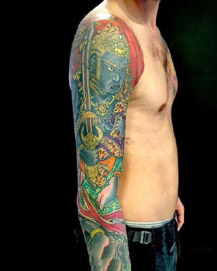 点击大图看下一张：传统花臂纹身 传统风格的9张花臂纹身作品图案欣赏