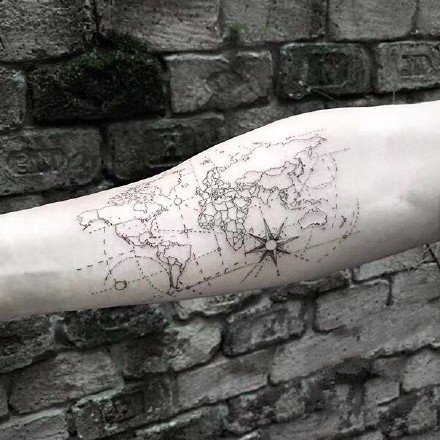 点击大图看下一张：手臂线条纹身 18组创意的胳膊等部位线条纹身图片