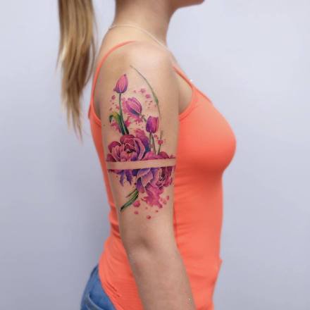 点击大图看下一张：水彩纹身 9款手臂上抽象感觉的水彩风格纹身图案