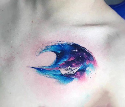 点击大图看下一张:星空纹身 23组梦幻感觉的星空纹身图案