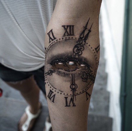 点击大图看下一张：小臂钟表纹身 18款欧美风格包臂钟表纹身图案