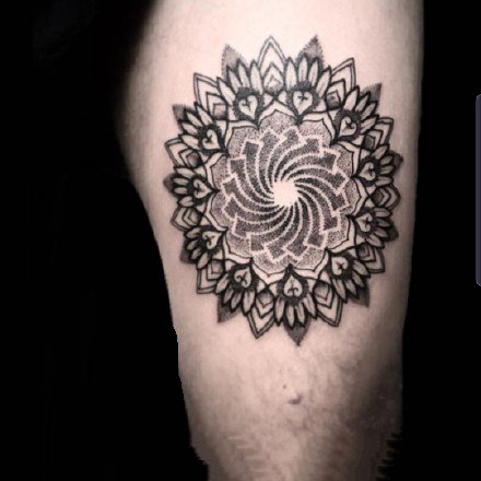 点击大图看下一张：图腾梵花纹身 一组黑色的曼陀罗梵花图腾纹身图案