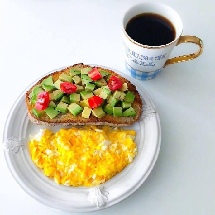 点击大图看下一张：一组颜值超高的早餐图片欣赏