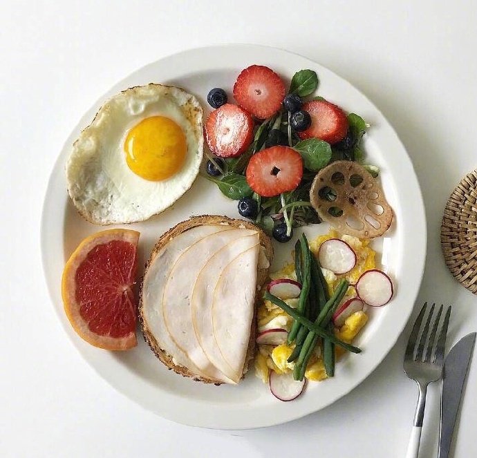 点击大图看下一张：让人食欲大增的减肥早餐了解一下