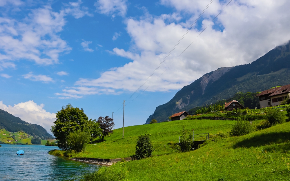 点击大图看下一张：瑞士龙江湖唯美护眼图片桌面壁纸