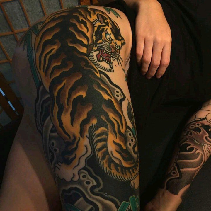 点击大图看下一张：纹身老虎  9款威风勇猛的老虎纹身图案