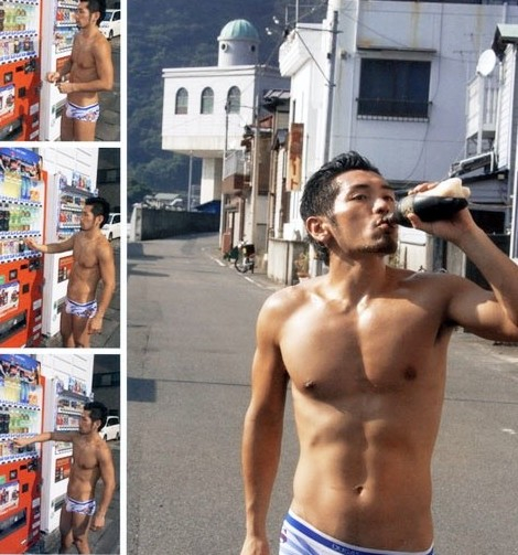 点击大图看下一张：性感日本男优真崎航gv图片外拍写真集