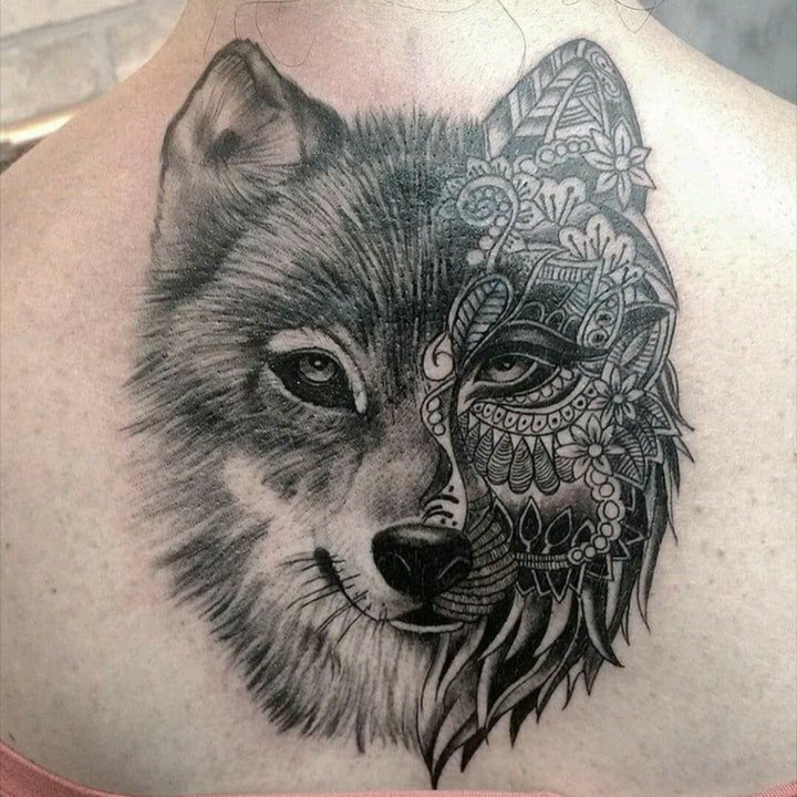 点击大图看下一张：狼的纹身图案   技巧与创意并存的狼纹身图案