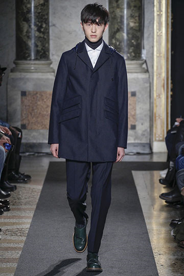 点击大图看下一张：中国男模金大川T台摄影写真大片