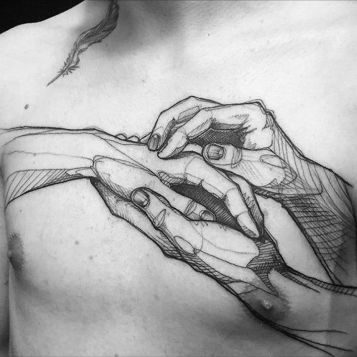 点击大图看下一张：手势纹身图案 各种各样黑灰色调的手势纹身图案