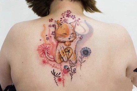 点击大图看下一张：可爱的一组招财猫刺青纹身图片