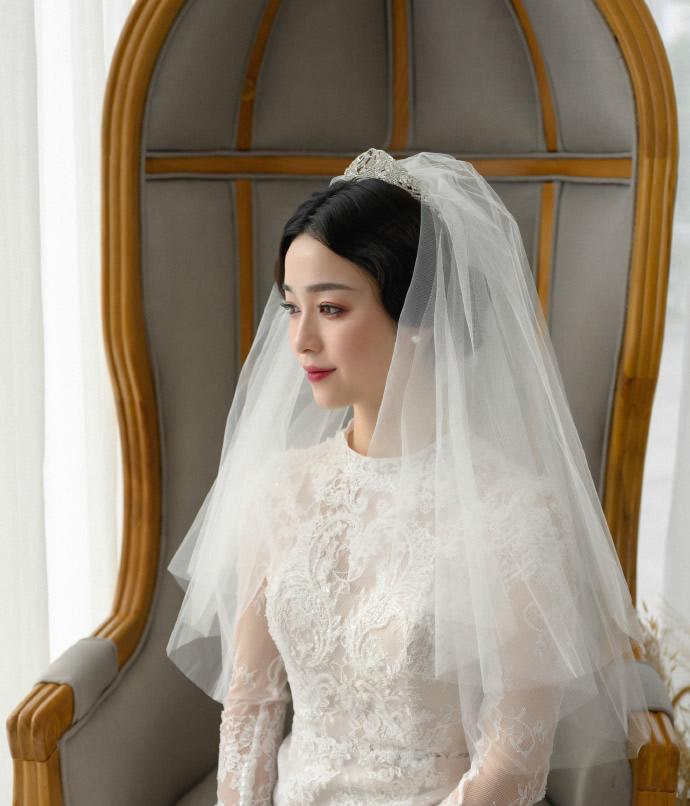 点击大图看下一张：韩式新娘整体造型图片欣赏