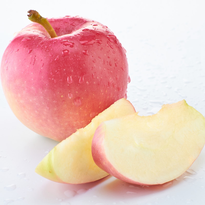 点击大图看下一张：一组粉粉的又香又脆的苹果图片欣赏