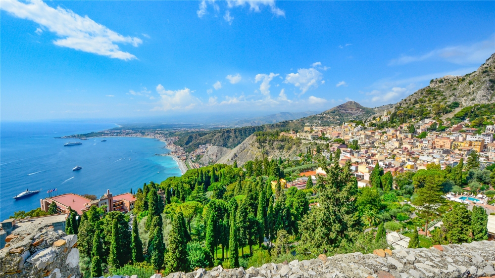 点击大图看下一张：意大利西西里岛美景高清桌面壁纸