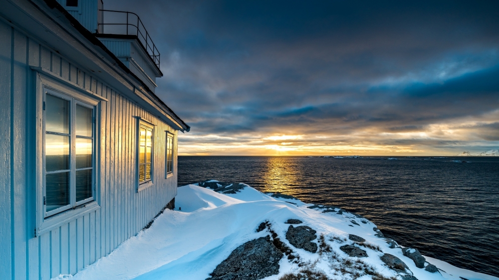 点击大图看下一张：唯美挪威海岸风光高清桌面壁纸