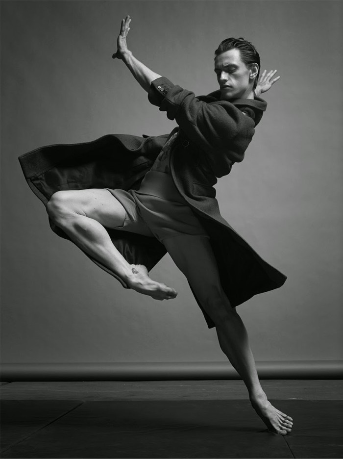 点击大图看下一张：欧美芭蕾帅哥Sergei Polinin迷人艺术照片