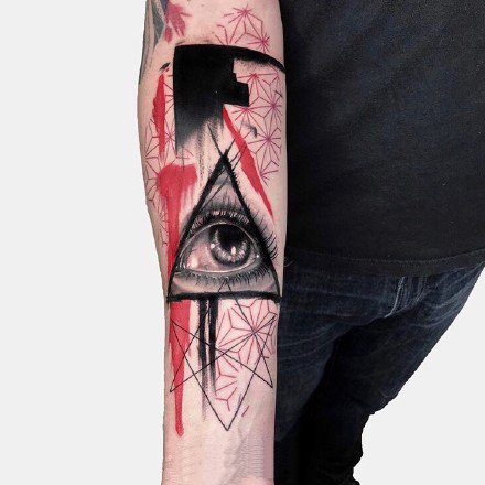 点击大图看下一张：黑灰+红色的一组创意纹身设计图片