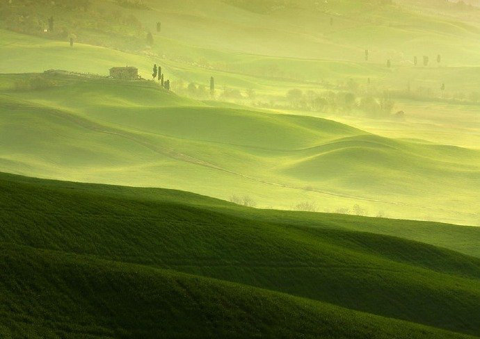 点击大图看下一张：意大利托斯卡纳，挂在画布上的风景