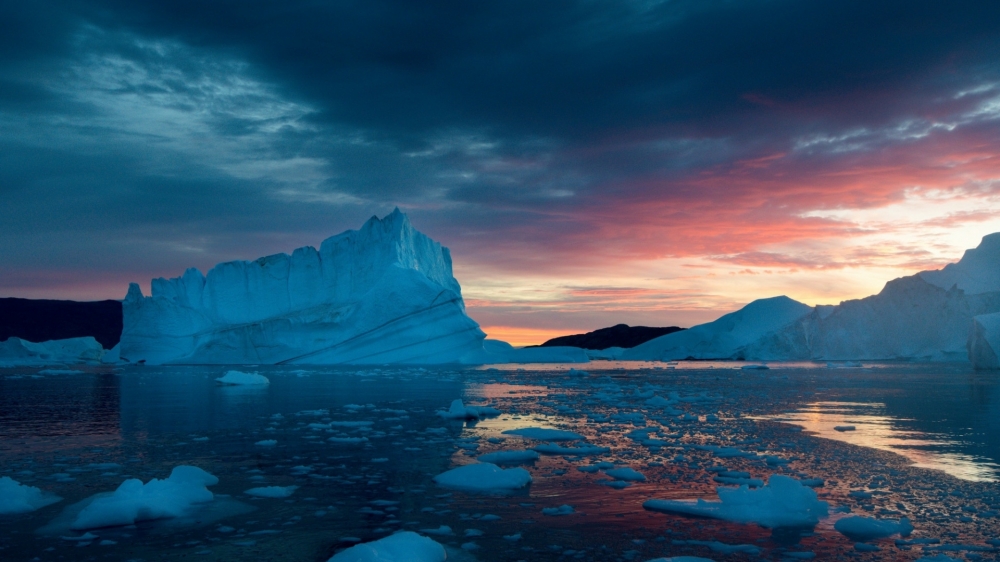 点击大图看下一张：格陵兰岛冰山风景桌面壁纸