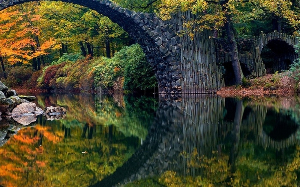点击大图看下一张：唯美意境秋季风景高清图片欣赏