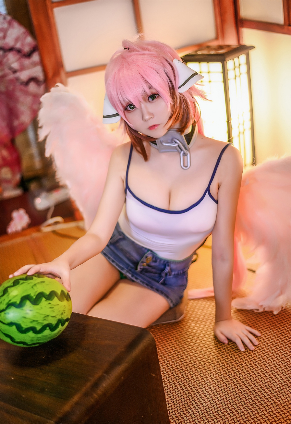 点击大图看下一张：伊卡洛斯cosplay美女性感诱惑图片