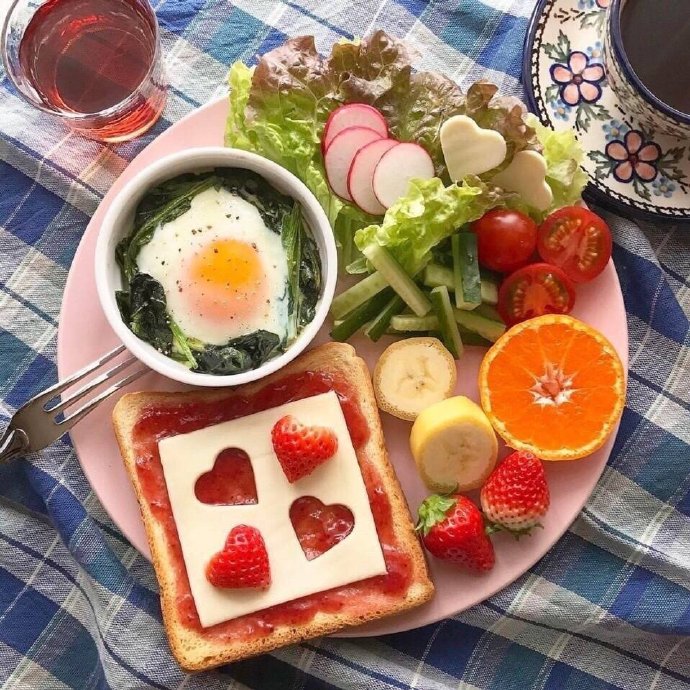 点击大图看下一张：一组高颜值的素食搭配早餐图片