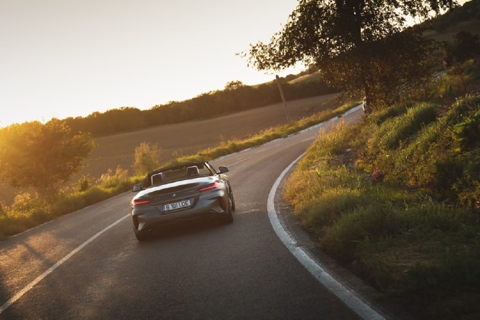 点击大图看下一张：一组帅气的BMW Z4 Roadster图片欣赏