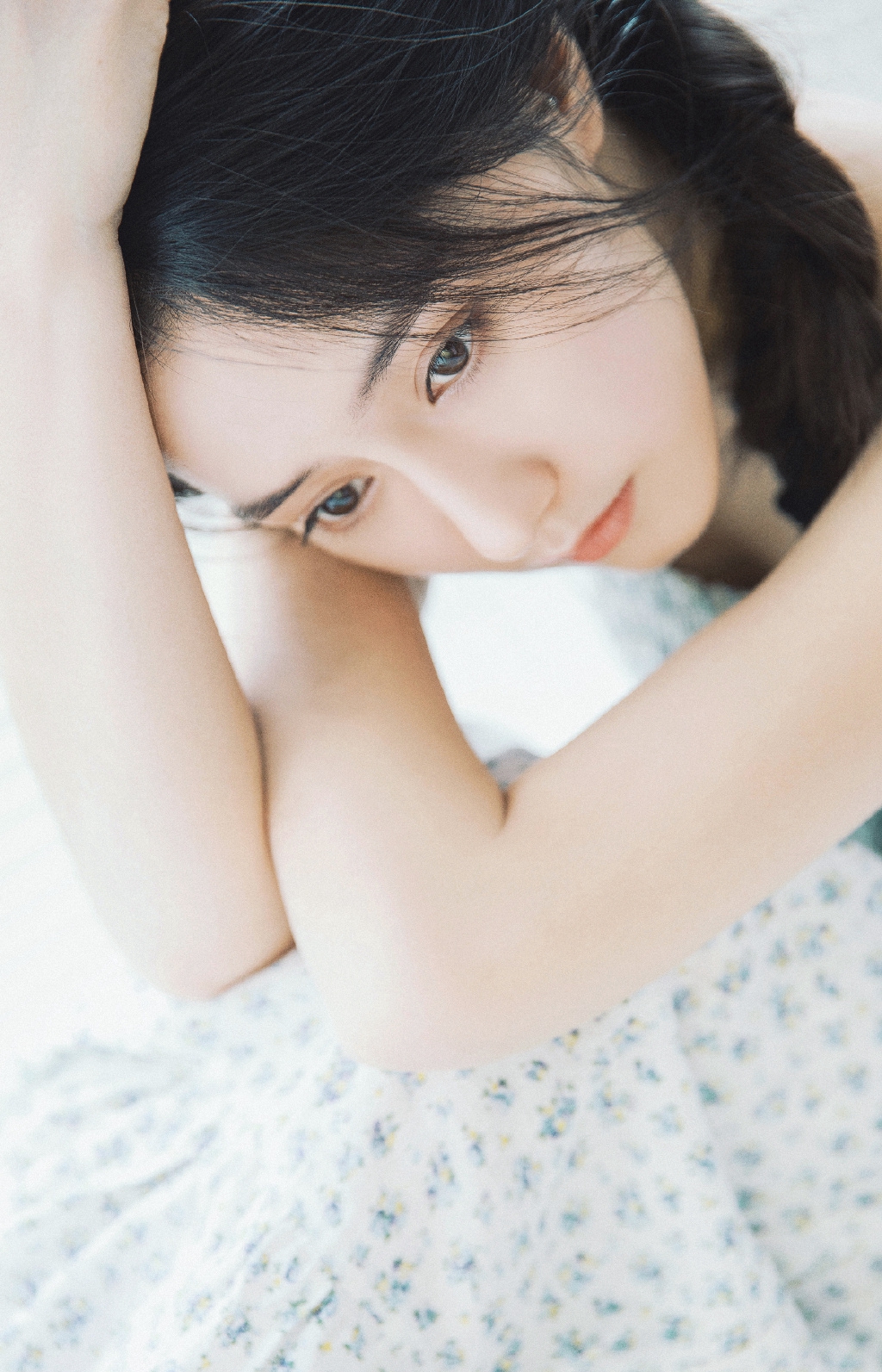 点击大图看下一张:王瑛瑛优雅甜美图片