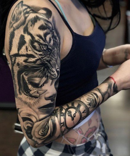 点击大图看下一张：写实花臂纹身 10款写实风格的黑灰大花臂纹身作品