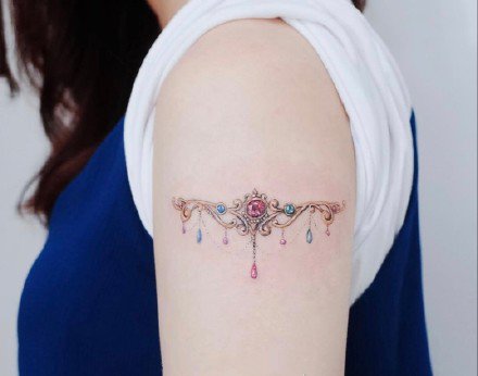 点击大图看下一张：女生纹身 14款韩式唯美小清新创意女生纹身图案