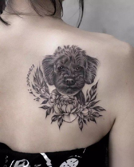 点击大图看下一张：可爱小狗纹身 9张很可爱的宠物小狗狗纹身图片