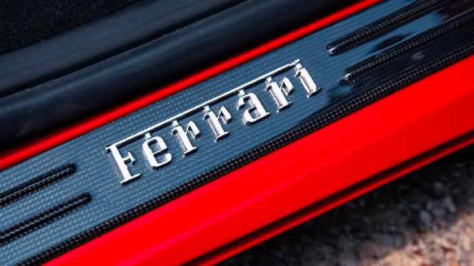 点击大图看下一张：先行预览 Ferrari F8 Tributo图片