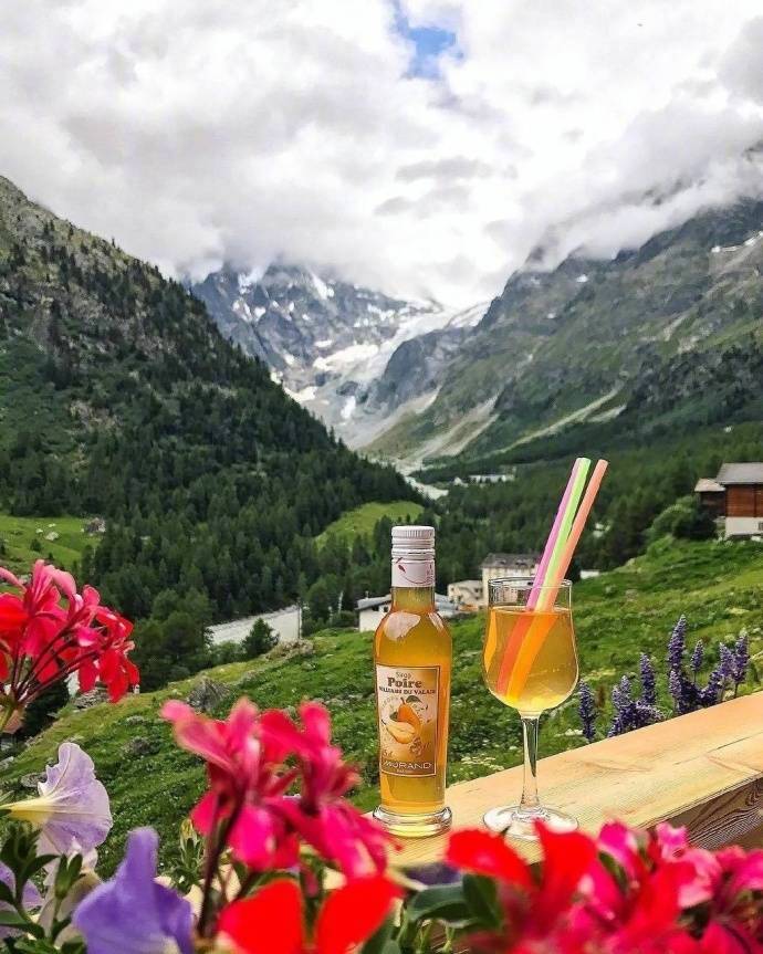 点击大图看下一张：一组唯美的瑞士旅游风景区图片