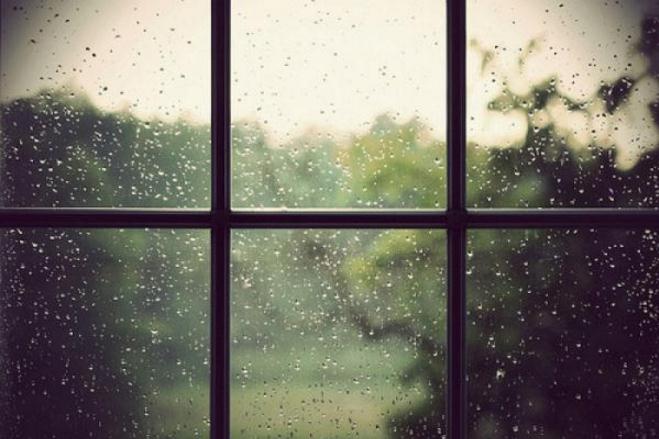 点击大图看下一张：雨,是天空的眼泪,是天空释放心情的表现