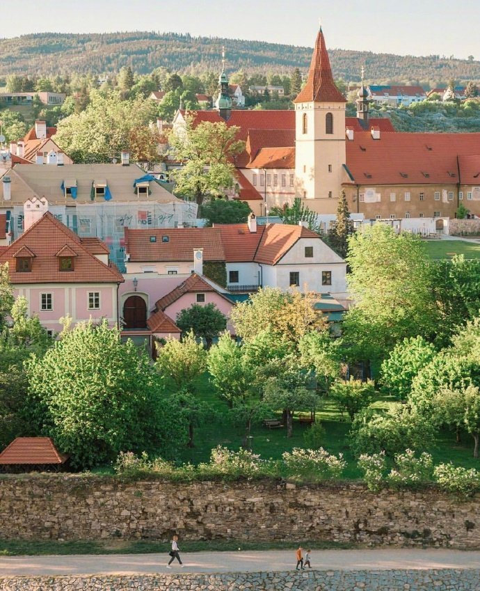 点击大图看下一张：美丽的捷克童话小镇Cesky Krumlov图片