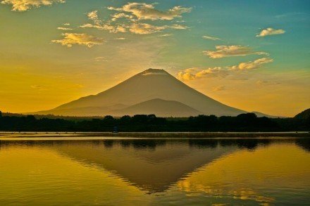 点击大图看下一张：千面富士山，每一面都是自然的奇迹