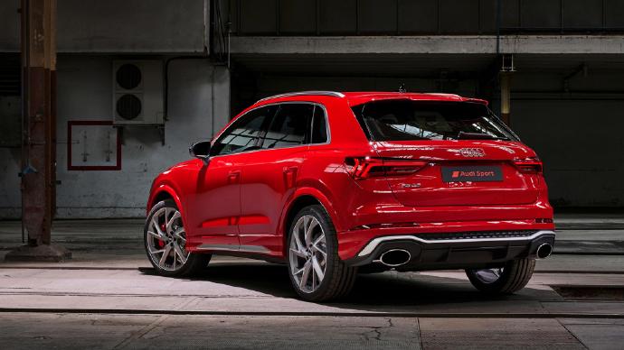 点击大图看下一张：一组红色绿色的Audi RSQ3 Sportback奥迪图片