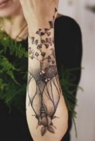 水墨花臂纹身 很精美的9款水墨植物花臂纹身图片