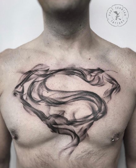 点击大图看下一张：超人纹身 9款superman超人主题的纹身图案