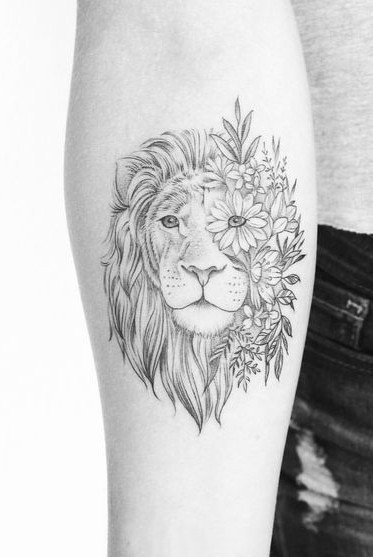 点击大图看下一张：狮子头纹身 9款不错的狮子头像纹身图片