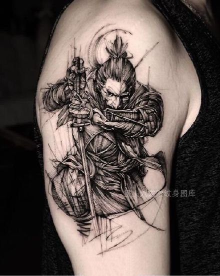 点击大图看下一张：速写风格9款黑色纹身 随性百变是灵感之源