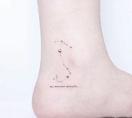 点击大图看下一张：简约风格的9款小清新星座星线纹身图案