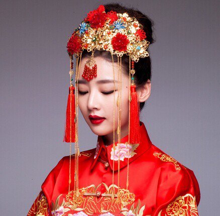 点击大图看下一张：中式新娘发饰，只想和你执子之手与子偕老